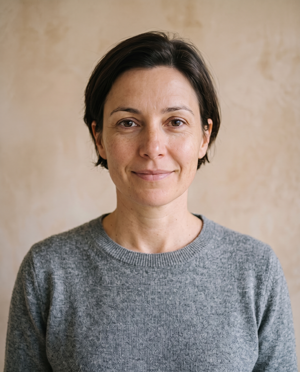 After — Isla, 32